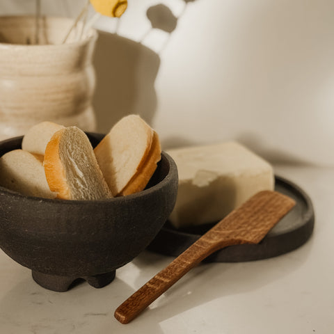 Burriera con coltello in rovere