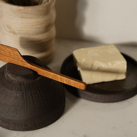 Burriera con coltello in rovere